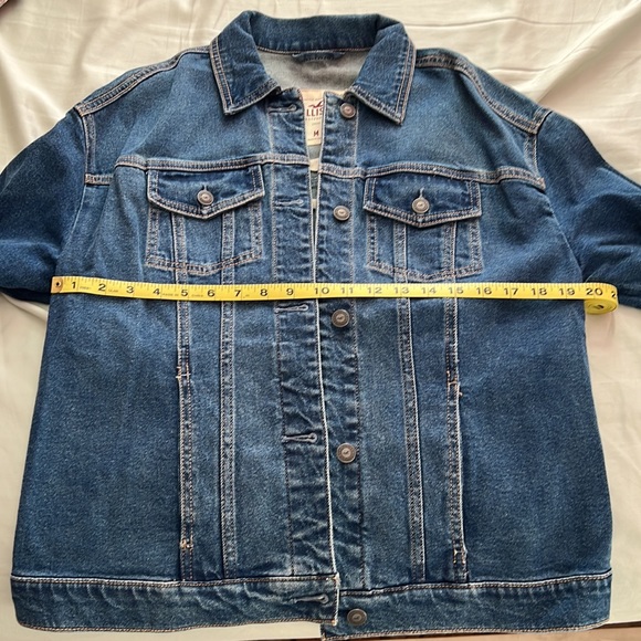 NWOT HOLLISTER BOYFRIEND DENIM JACKET - Picture 3 of 4